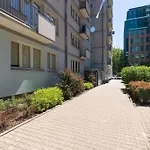 Przytulne Studio Dla 2 Osob W Centrum Warszawy By Rent Like Home